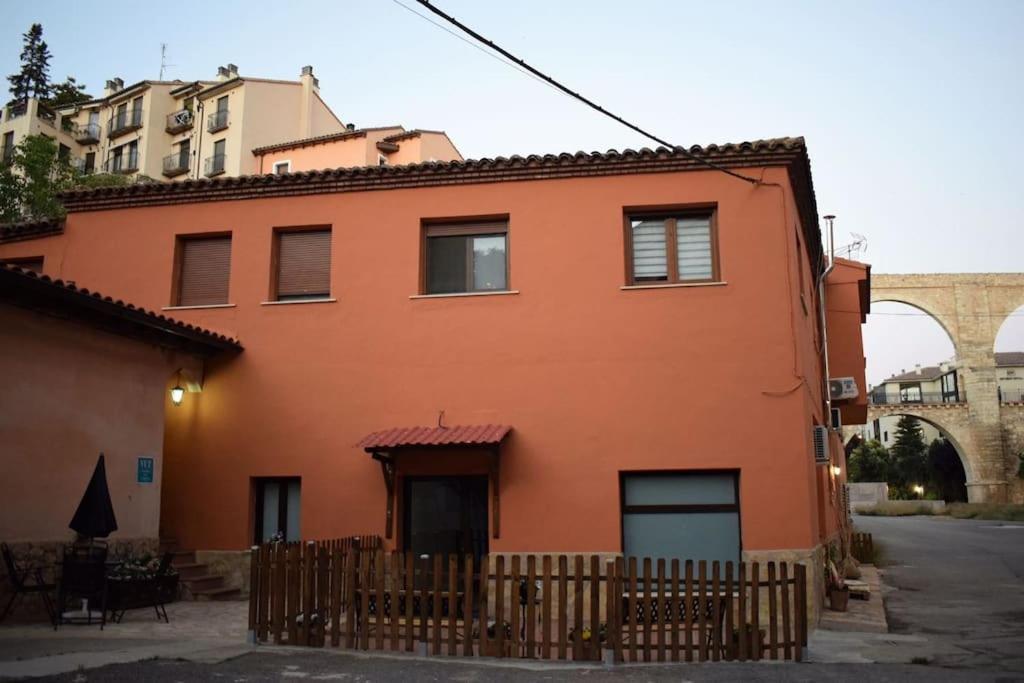 Апартаменты El Vinilo. Aparcamiento Exterior Gratuito Теруэль Экстерьер фото