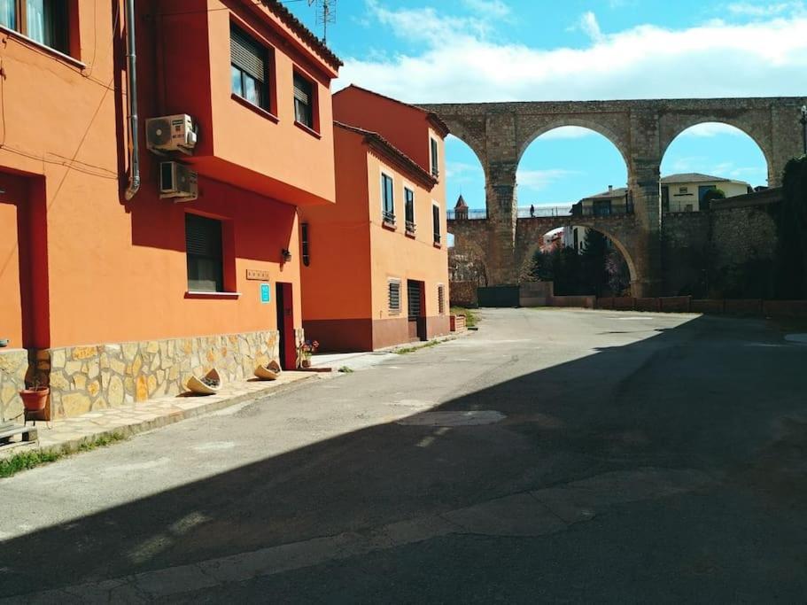 Апартаменты El Vinilo. Aparcamiento Exterior Gratuito Теруэль Экстерьер фото